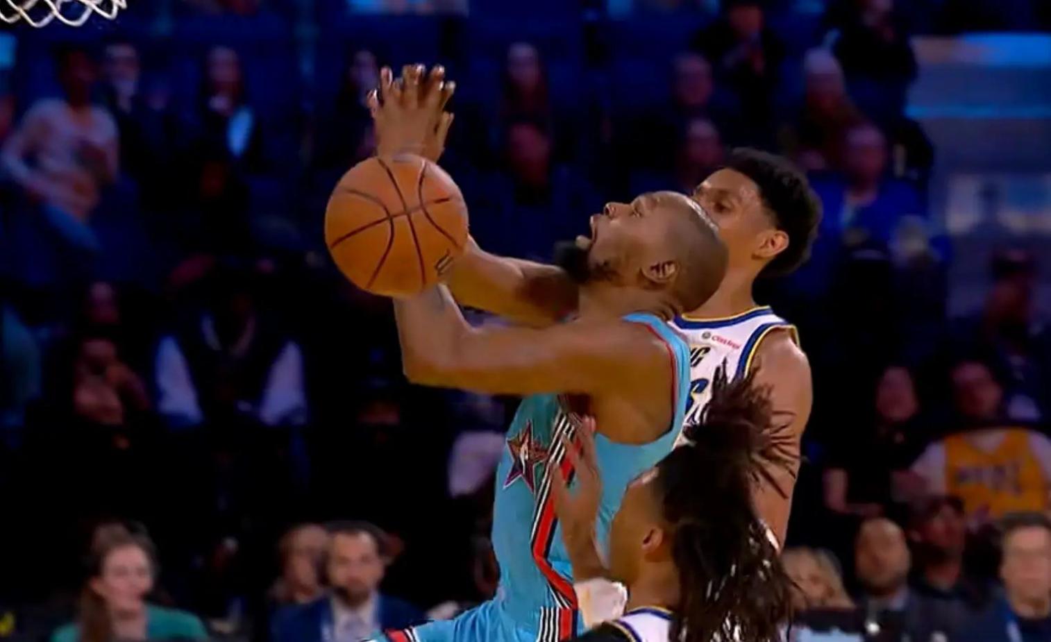 哈登官方公布新规，浓眉哥引发争议，刷新队史纪录球迷热议！