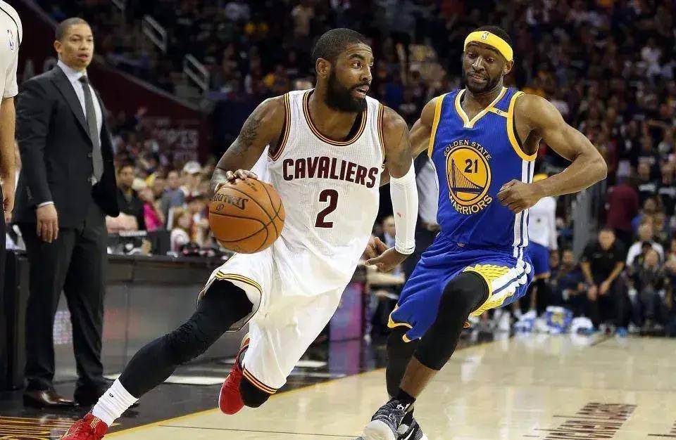 独行侠绝杀时刻，热火点燃赛场，西蒙斯迎来胜利！